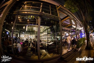 Friday Night at Wine Republic Thonglor — photo 5