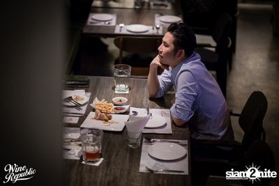 Friday Night at Wine Republic Thonglor — photo 16