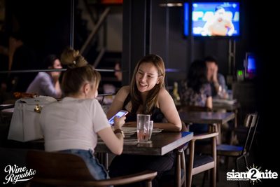 Friday Night at Wine Republic Thonglor — photo 17