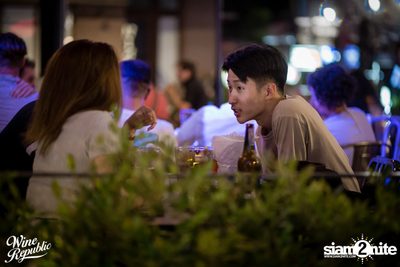 Friday Night at Wine Republic Thonglor — photo 20