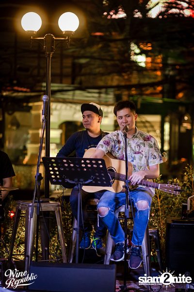 Friday Night at Wine Republic Thonglor — photo 25