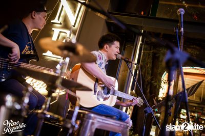 Friday Night at Wine Republic Thonglor — photo 39