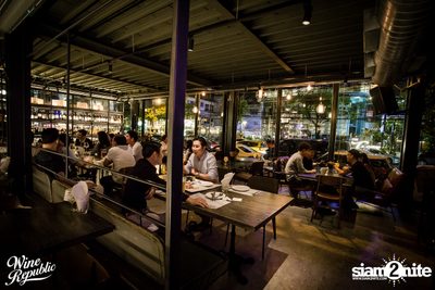 Friday Night at Wine Republic Thonglor — photo 85