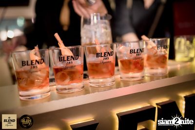Blen Party กับ Da Endorphine ที่ สน็อบ — photo 19