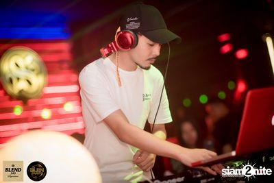 Blen Party กับ Da Endorphine ที่ สน็อบ — photo 38