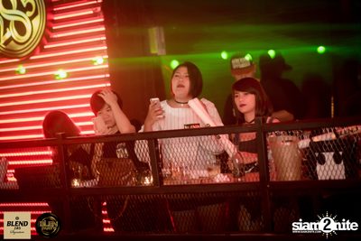 Blen Party กับ Da Endorphine ที่ สน็อบ — photo 61