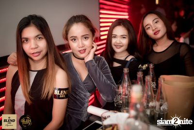 Blen Party กับ Da Endorphine ที่ สน็อบ — photo 101