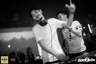 Blen Party กับ Da Endorphine ที่ สน็อบ — photo 104