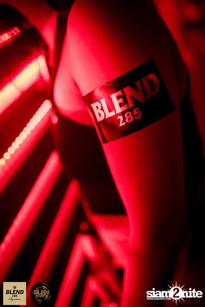 Blen Party กับ Da Endorphine ที่ สน็อบ — photo 110