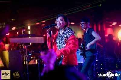 Blen Party กับ Da Endorphine ที่ สน็อบ — photo 128