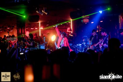 Blen Party กับ Da Endorphine ที่ สน็อบ — photo 152