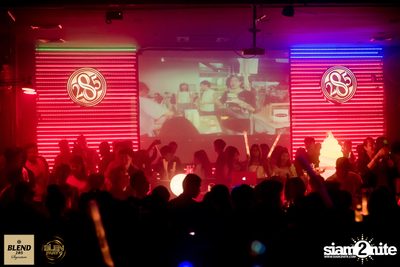 Blen Party กับ Da Endorphine ที่ สน็อบ — photo 153