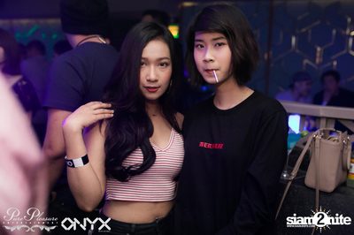 Mari Ferrari at ONYX — photo 6