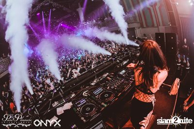 Mari Ferrari at ONYX — photo 34