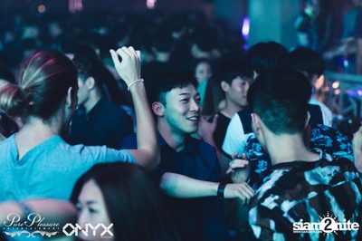 Mari Ferrari at ONYX — photo 79