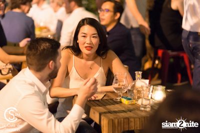 Belgian National Day ที่ เลอ คาเฟ่ เดส์ สตาชิแอค์ — photo 15