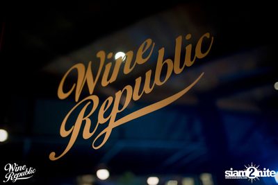 Friday Night at Wine Republic Thonglor — photo 1