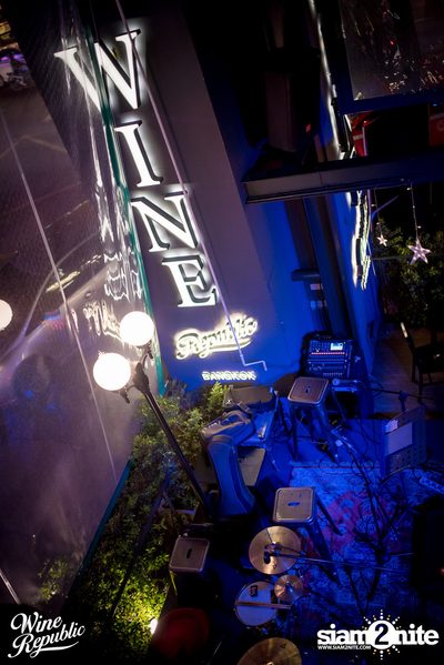 Friday Night at Wine Republic Thonglor — photo 2