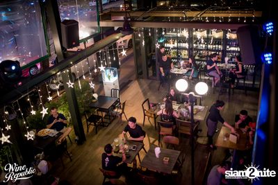 Friday Night at Wine Republic Thonglor — photo 3