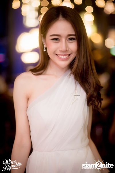 Friday Night at Wine Republic Thonglor — photo 32