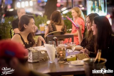 Friday Night at Wine Republic Thonglor — photo 45