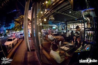 Friday Night at Wine Republic Thonglor — photo 69