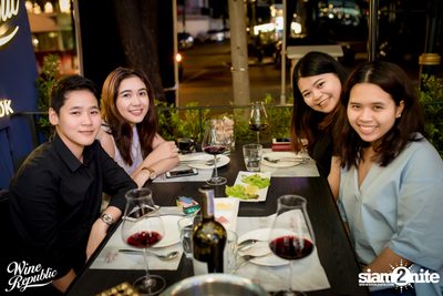 Friday Night at Wine Republic Thonglor — photo 76
