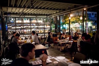 Friday Night at Wine Republic Thonglor — photo 79