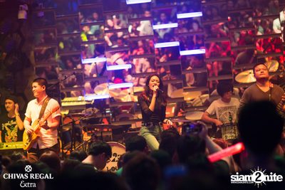 25Hours & Klear Live ที่ ดิฟเฟอร์ ผับ — photo 10