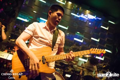 25Hours & Klear Live ที่ ดิฟเฟอร์ ผับ — photo 20