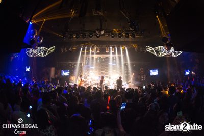 25Hours & Klear Live ที่ ดิฟเฟอร์ ผับ — photo 28