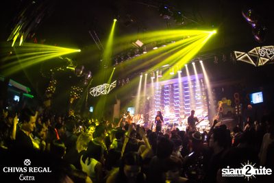 25Hours & Klear Live ที่ ดิฟเฟอร์ ผับ — photo 29