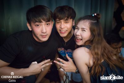 25Hours & Klear Live ที่ ดิฟเฟอร์ ผับ — photo 37
