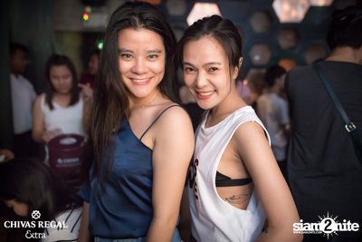 25Hours & Klear Live ที่ ดิฟเฟอร์ ผับ — photo 38