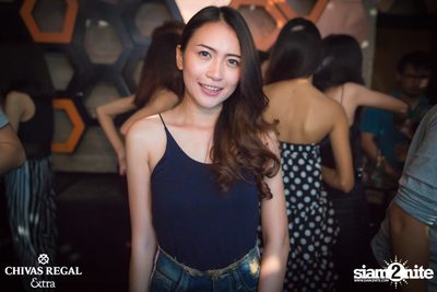 25Hours & Klear Live ที่ ดิฟเฟอร์ ผับ — photo 41