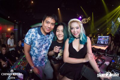 25Hours & Klear Live ที่ ดิฟเฟอร์ ผับ — photo 59