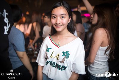25Hours & Klear Live ที่ ดิฟเฟอร์ ผับ — photo 68