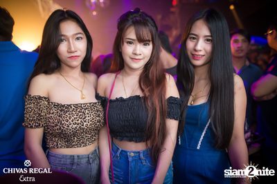 25Hours & Klear Live ที่ ดิฟเฟอร์ ผับ — photo 72