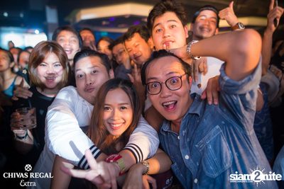 25Hours & Klear Live ที่ ดิฟเฟอร์ ผับ — photo 83