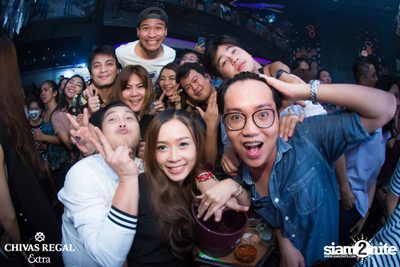 25Hours & Klear Live ที่ ดิฟเฟอร์ ผับ — photo 84