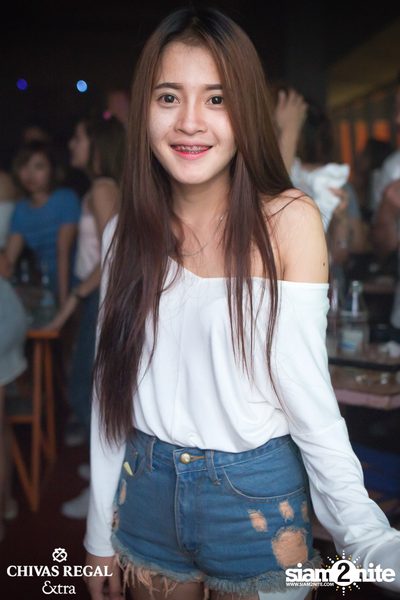 25Hours & Klear Live ที่ ดิฟเฟอร์ ผับ — photo 92