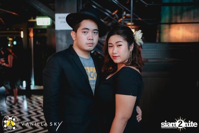 GLAMBuZzZ at Vanilla Sky Rooftop Bar — photo 7