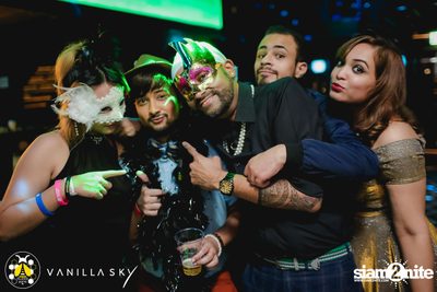 GLAMBuZzZ at Vanilla Sky Rooftop Bar — photo 16