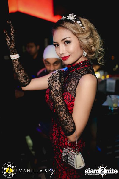 GLAMBuZzZ at Vanilla Sky Rooftop Bar — photo 29