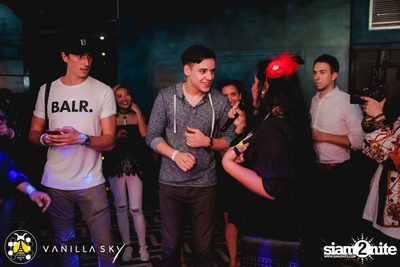 GLAMBuZzZ at Vanilla Sky Rooftop Bar — photo 51