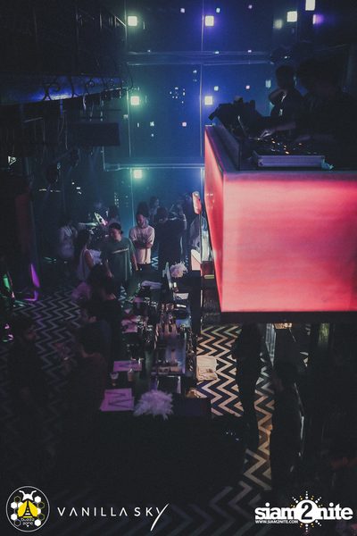GLAMBuZzZ at Vanilla Sky Rooftop Bar — photo 59