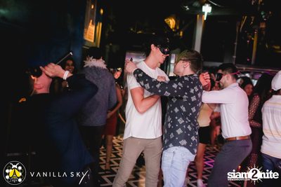 GLAMBuZzZ at Vanilla Sky Rooftop Bar — photo 63