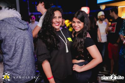 GLAMBuZzZ at Vanilla Sky Rooftop Bar — photo 64