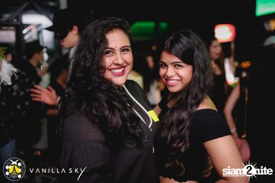 GLAMBuZzZ at Vanilla Sky Rooftop Bar — photo 66