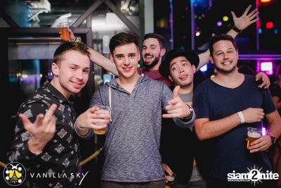 GLAMBuZzZ at Vanilla Sky Rooftop Bar — photo 71